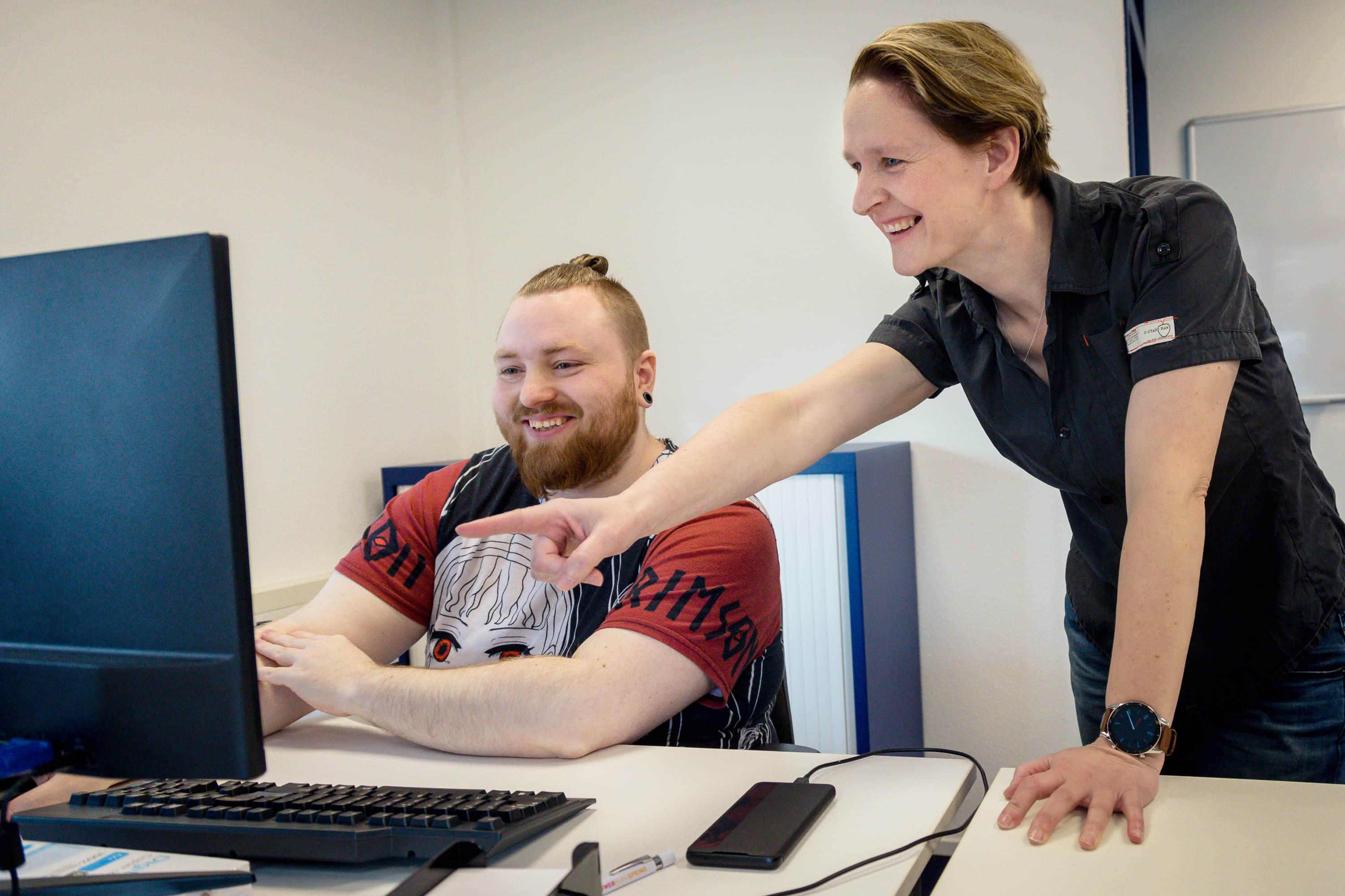 Employee Branding voor het maken van persoonlijke posts door René van Maanen en voor bij content op de bedrijfspagina van Webburo Spring op LinkedIn.