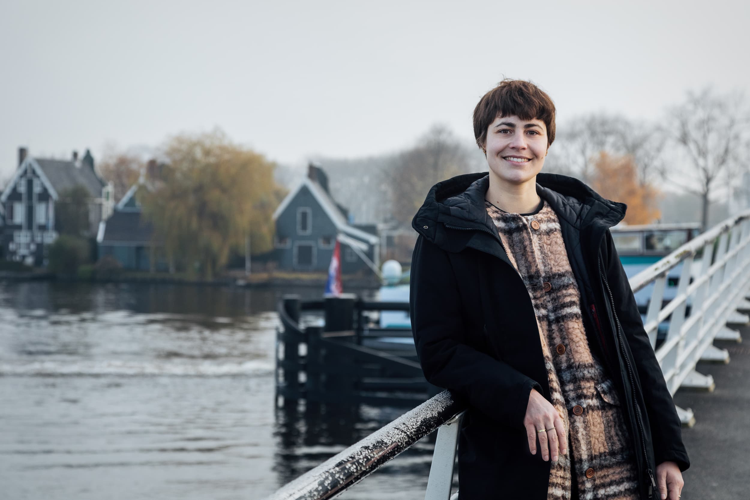 Employer Branding voor de gemeente Zaanstad, op diverse locaties in of rond het gemeentehuis van Zaandam. Beelden die aansluiten bij de visie van de gemeente Zaanstad.